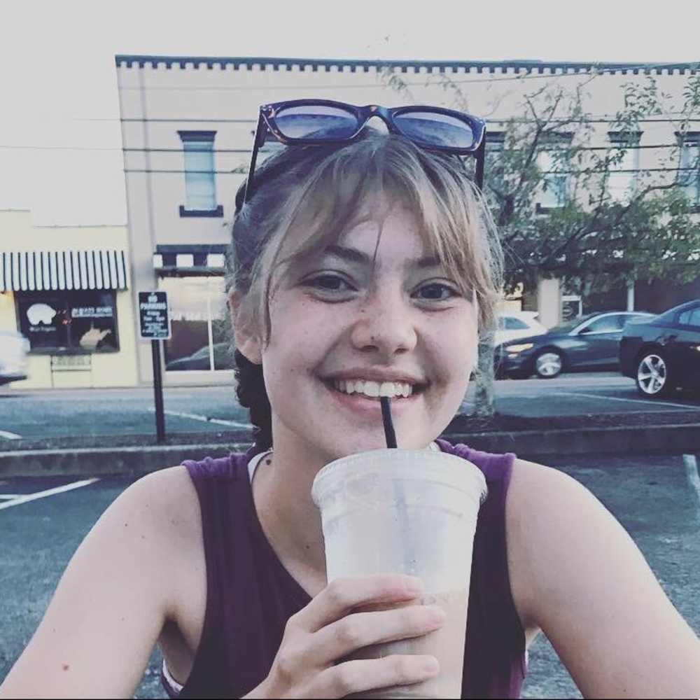 Meet your Posher, Maddie
